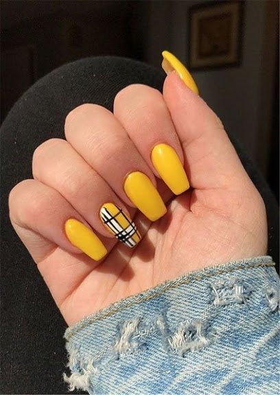 Esmalte de uñas amarillo: la nueva tendencia de belleza. - Guía Femenina