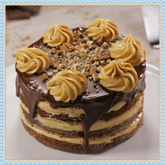 Receta pastel de chocolate con betún de caramelo. - Guía Femenina