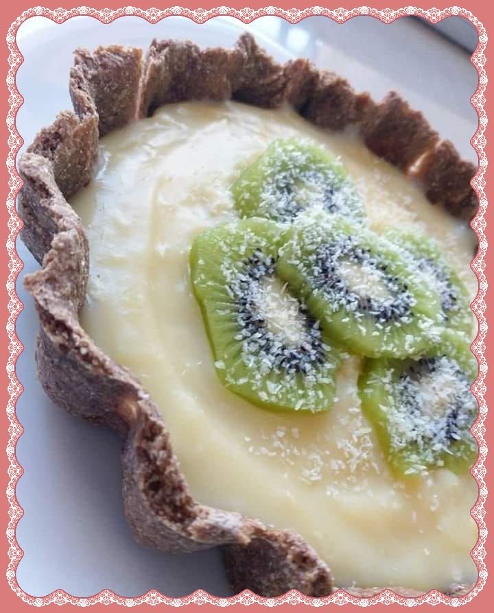 tarta de kiwi con crema pastelera y coco