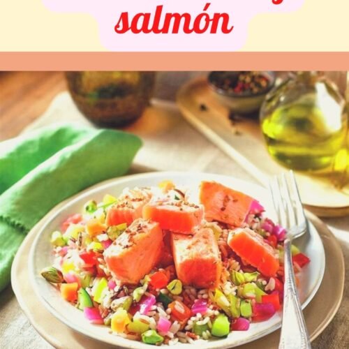 Salteado de arroz salvaje con verduras y salmón